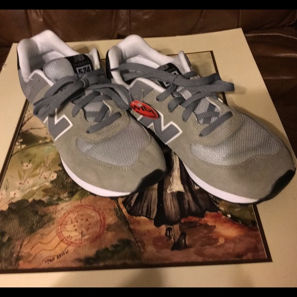 New Balance Other - New balance boys shoes size 6W